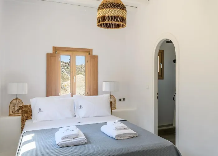 Elements Mykonos * Plintri